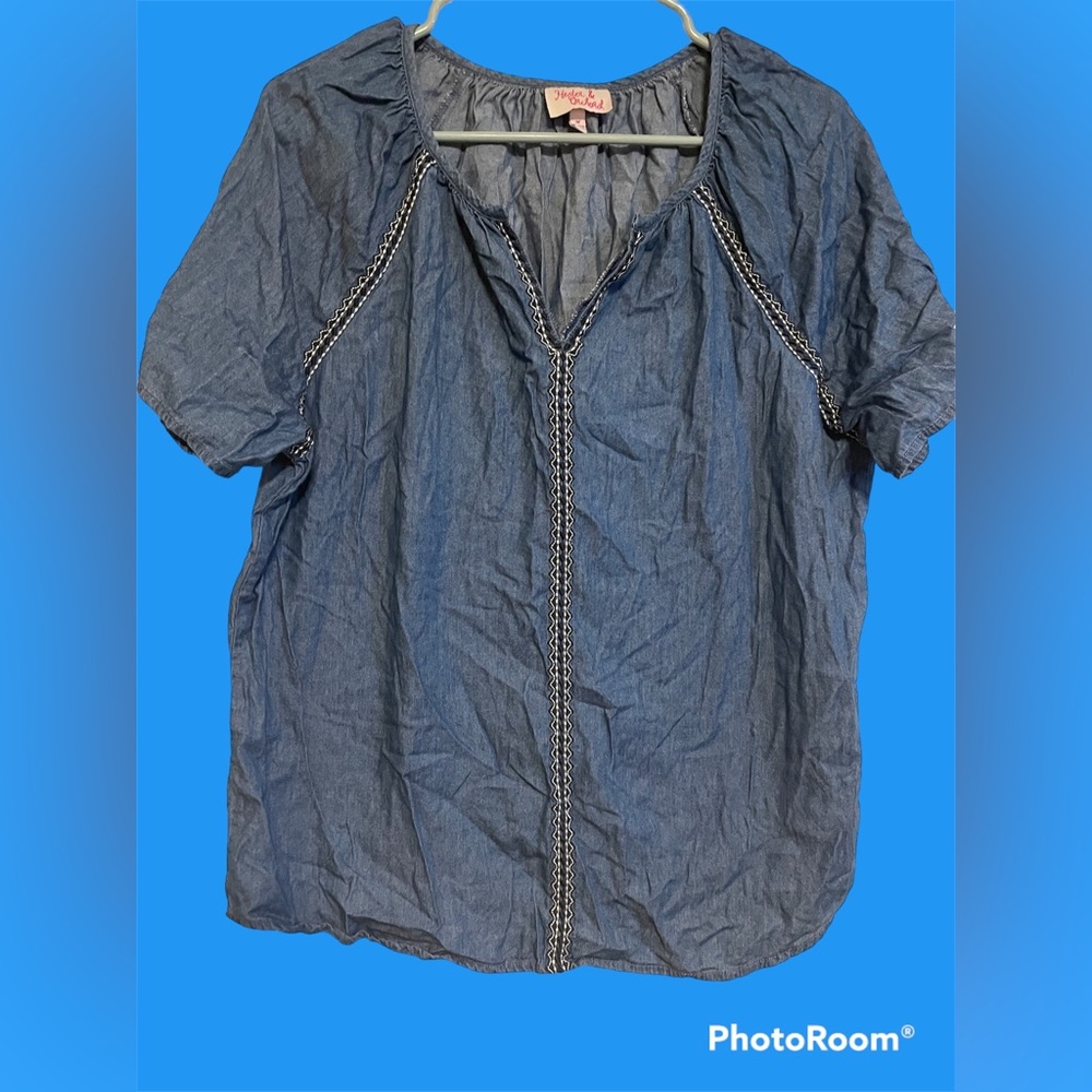 Women’s hester and orchard size M shirt